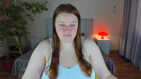 Snapshot of polinasallivan chatting on 09/27/25, 10:09 Polina online show from 09/27/25, 10:09