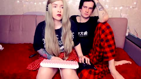 Snapshot of polly_wow chatting on 01/19/25, 05:37 Polly online show from 01/19/25, 05:37