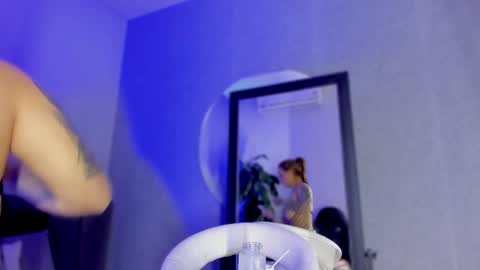 POLLY online show from 01/20/25, 10:40