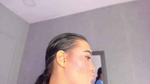 POLLY online show from 09/15/25, 10:37