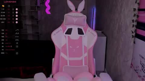       online show from 11/10/25, 08:52