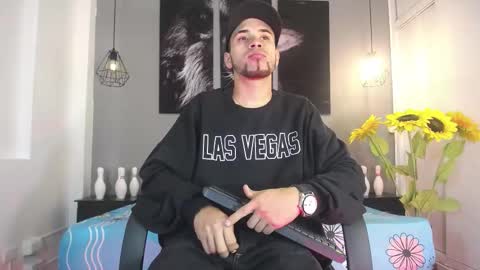 Snapshot of pool_vega chatting on 10/06/25, 12:13 pool online show from 10/06/25, 12:13