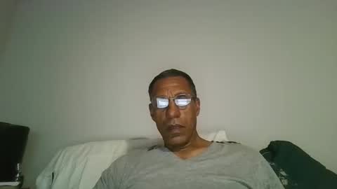 poolguy2496 online show from 10/05/25, 06:34