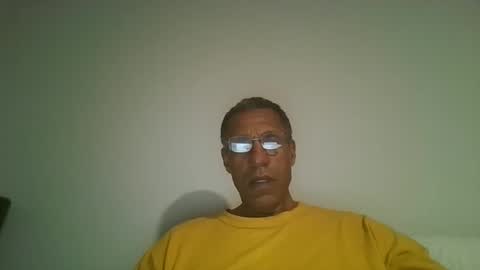 poolguy2496 online show from 10/13/25, 03:39