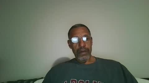 poolguy2496 online show from 11/17/25, 01:44