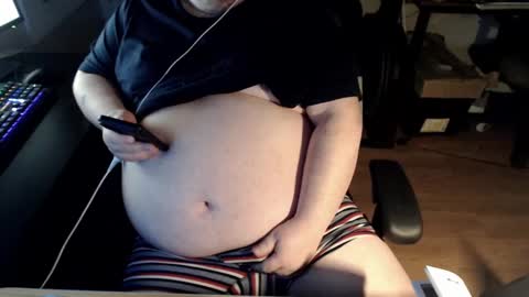 Snapshot of porkypork chatting on 01/28/25, 10:23 porkdaddy online show from 01/28/25, 10:23
