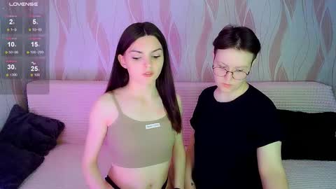 Ana and Tati online show from 10/13/25, 11:27