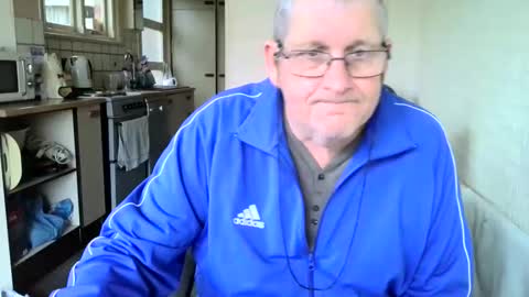 Snapshot of poshman65 chatting on 12/03/24, 03:11 poshman65 online show from 12/03/24, 03:11