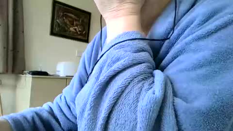 Snapshot of poshman65 chatting on 12/10/24, 11:32 poshman65 online show from 12/10/24, 11:32