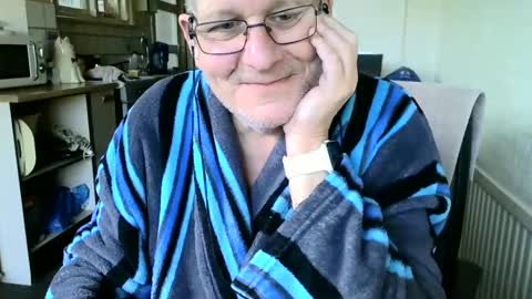 Snapshot of poshman65 chatting on 01/11/25, 12:40 poshman65 online show from 01/11/25, 12:40