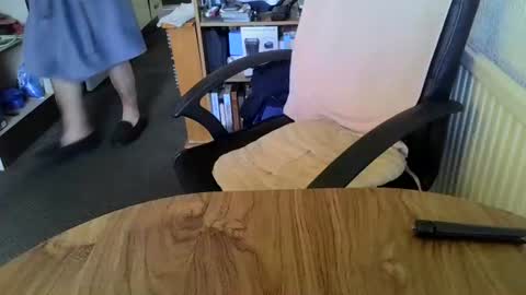 Snapshot of poshman65 chatting on 10/16/25, 11:33 poshman65 online show from 10/16/25, 11:33