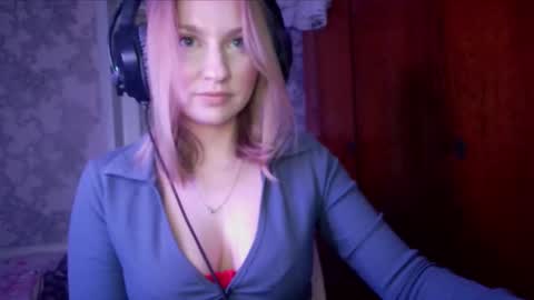 pr_in_cess_ online show from 10/19/25, 07:36