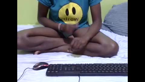 Snapshot of precious_nesh chatting on 02/27/25, 07:12 precious_nesh online show from 02/27/25, 07:12