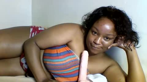 Prettie diva online show from 09/26/25, 12:47