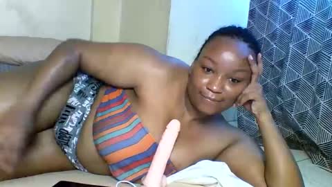 Prettie diva online show from 09/29/25, 12:10
