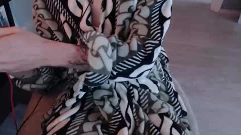 Snapshot of pretty_boyfriend chatting on 09/29/25, 09:36 Pretty boy online show from 09/29/25, 09:36