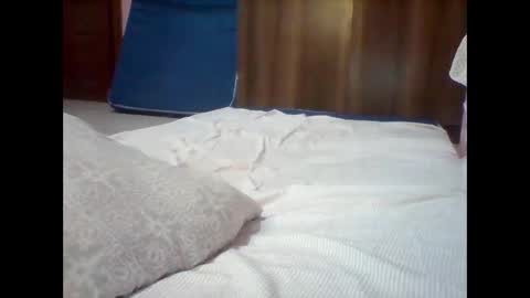 Snapshot of pretty_darya chatting on 01/01/25, 04:07 pretty_darya online show from 01/01/25, 04:07