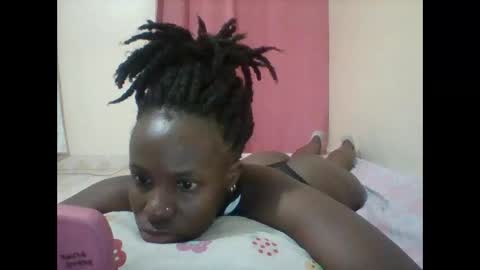 Snapshot of pretty_darya chatting on 01/17/25, 03:12 pretty_darya online show from 01/17/25, 03:12