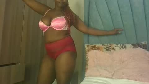 pretty_fel online show from 11/11/25, 03:34