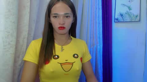 Snapshot of pretty_lady_kitty chatting on 02/14/25, 04:04 pretty_lady_kitty online show from 02/14/25, 04:04