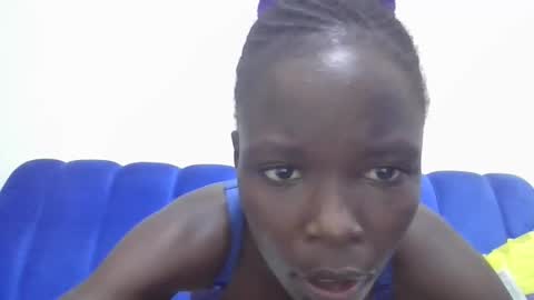 pretty_petite_ebony online show from 12/03/24, 01:52