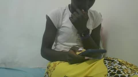 pretty_petite_ebony online show from 12/13/24, 07:32