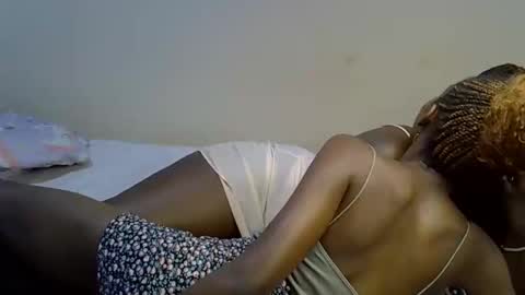 pretty_zio online show from 11/09/25, 09:02