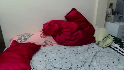 PrettyAsian098 online show from 10/31/25, 03:07