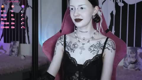 Snapshot of prettybones chatting on 02/17/25, 01:53 Violet online show from 02/17/25, 01:53