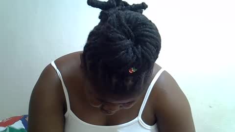 prettybooty1 online show from 10/06/25, 09:40