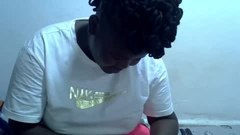 prettybooty1 online show from 10/07/25, 04:15