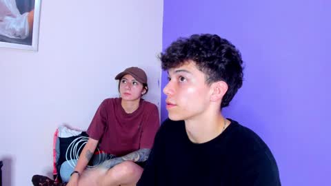 Snapshot of prettybunnies08 chatting on 01/23/25, 10:54 Enzo Denis online show from 01/23/25, 10:54