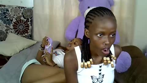 Bunny online show from 11/22/25, 02:05