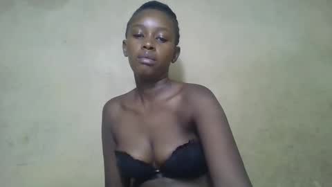 prettycarl_2 online show from 09/13/25, 02:44