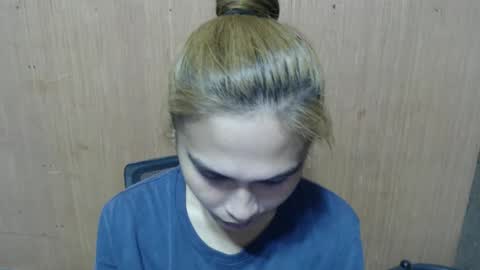 Snapshot of prettykate_04 chatting on 02/22/25, 08:20 Kate online show from 02/22/25, 08:20