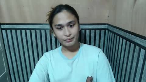 Snapshot of prettykate_04 chatting on 10/15/25, 01:28 Kate online show from 10/15/25, 01:28