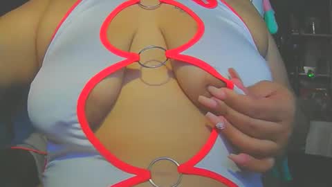 Snapshot of prettykittymami69 chatting on 11/25/25, 02:22 prettykittymami69 online show from 11/25/25, 02:22