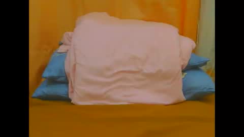 Nhing online show from 10/24/25, 02:46