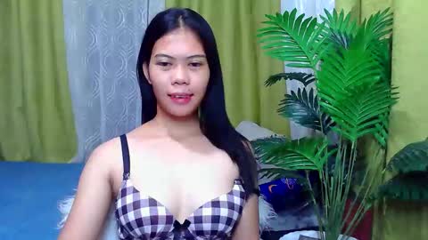 prettypinay_jean online show from 10/20/25, 12:11
