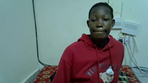 Snapshot of prettyqueen24 chatting on 11/09/25, 05:55 Pretty Queen online show from 11/09/25, 05:55