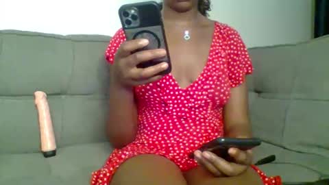 pretty queen online show from 10/28/25, 08:11