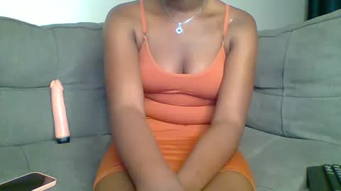 pretty queen online show from 11/08/25, 11:25