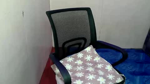 Snapshot of prettyslutbabe chatting on 12/22/24, 04:39 prettyslutbabe online show from 12/22/24, 04:39