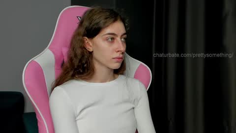 Snapshot of prettysomething chatting on 02/18/25, 04:16 Sophie next stream will be at Monday i will wait you guys online show from 02/18/25, 04:16