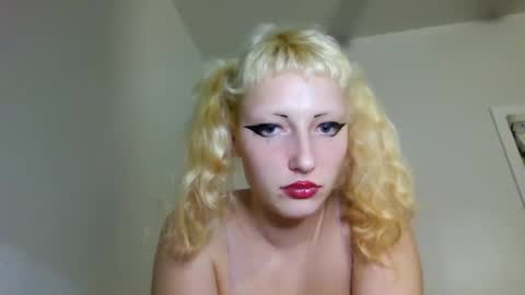 Dahlia online show from 12/02/24, 01:58