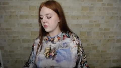 Snapshot of prettyvalerii_ chatting on 01/30/25, 02:27 Valeri online show from 01/30/25, 02:27