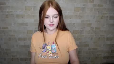 Snapshot of prettyvalerii_ chatting on 02/10/25, 12:41 Valeri online show from 02/10/25, 12:41