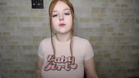Snapshot of prettyvalerii_ chatting on 02/15/25, 02:44 Valeri online show from 02/15/25, 02:44