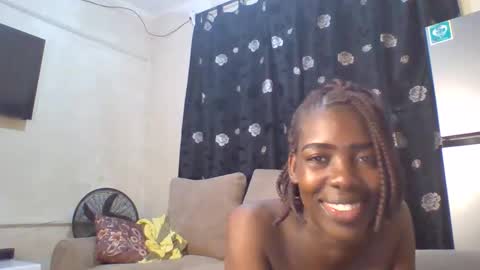 Snapshot of prettyzuzu chatting on 09/24/25, 08:45 prettyzuzu online show from 09/24/25, 08:45