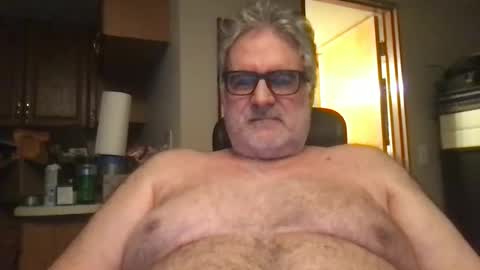 Snapshot of priapisman chatting on 03/10/25, 07:42 Priapisman online show from 03/10/25, 07:42